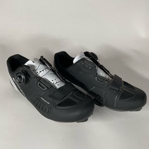 Women’s cycling shoes 7.5